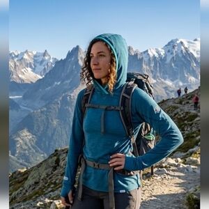 NRS Women’s H2Core Silkweight Hoodie Active Sweatshirt Spf50 Teal Size MEDIUM